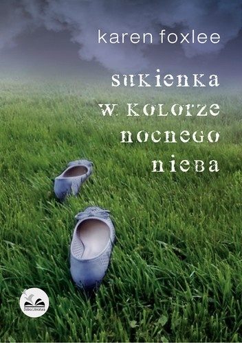 Okladka ksiazki sukienka w kolorze nocnego nieba